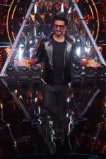 Ranveer Singh At the Promotion of Film SIMMBA On the Sets Of Indian Idol on 13th Dec 2018 (41)_5c121bfee59a2.JPG