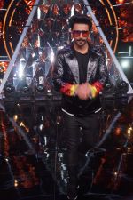 Ranveer Singh At the Promotion of Film SIMMBA On the Sets Of Indian Idol on 13th Dec 2018 (47)_5c121ba50cfae.JPG