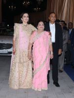 Nita Ambani, Kokilaben Ambani, Anil Ambani  at Isha Ambani & Anand Piramal wedding reception in jio garden bkc on 15th Dec 2018 (39)_5c174f3228e2f.jpg