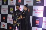 Deepika Padukone, Ranveer Singh at Red Carpet of Star Screen Awards 2018 on 16th Dec 2018 (105)_5c18921e7185c.JPG