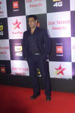 Salman Khan at Red Carpet of Star Screen Awards 2018 on 16th Dec 2018 (70)_5c1894352a706.JPG