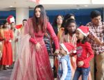 Aishwarya Rai Bachchan celebrates Christmas with Cancer patients in Carnival cinemas in Wadala on 25th Dec 2018 (11)_5c29cebae5694.jpg