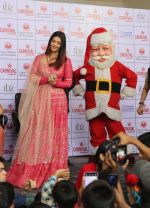 Aishwarya Rai Bachchan celebrates Christmas with Cancer patients in Carnival cinemas in Wadala on 25th Dec 2018 (21)_5c29ced35a83b.jpg