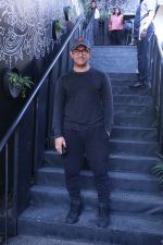 Aamir Khan At The Sunday Jazz Brunch At Mia Cuciana Bandra on 7th Jan 2019 (20)_5c3833f3de2cc.jpg