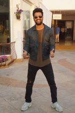 Vicky Kaushal Spotted for Media Interview of film URI on 7th Jan 2019 (64)_5c383b8e26fd7.JPG