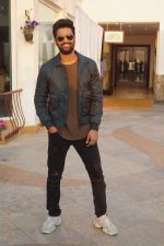 Vicky Kaushal Spotted for Media Interview of film URI on 7th Jan 2019 (69)_5c383a25a4e3b.JPG