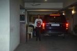 Malaika Arora spotted at Kareena Kapoor_s house in bandra on 13th Jan 2019 (10)_5c3ecfb2310d0.JPG
