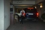 Malaika Arora spotted at Kareena Kapoor_s house in bandra on 13th Jan 2019 (12)_5c3ecfb70acfb.JPG