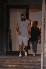 Shahid Kapoor spotted at gym in juhu on 14th Jan 2019 (8)_5c3ed87f8c258.JPG