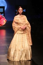 Aditi Rao Hydari walk the ramp for Latha Sailesh Singhania Show at Lakme Fashion Week 2019  on 3rd Feb 2019  (20)_5c593ea2ef680.jpg