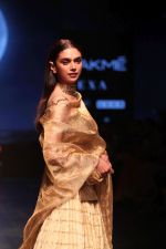 Aditi Rao Hydari walk the ramp for Latha Sailesh Singhania Show at Lakme Fashion Week 2019  on 3rd Feb 2019  (22)_5c593ea63187e.jpg