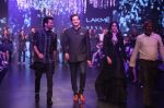 Janhvi Kapoor, Anil Kapoor walk the ramp for Raghavendra Rathore at Lakme Fashion Week 2019  on 3rd Feb 2019  (39)_5c593d241331b.jpg