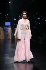 Model walk the ramp for Shehla Khan at Lakme Fashion Week 2019  on 3rd Feb 2019 (74)_5c593f677c17b.jpg