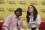 Ranveer Singh, Alia Bhatt at Radio Mirchi studio for the promotions of film Gully Boy on 4th Feb 2019 (12)_5c5a91d3a406d.jpg