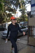 Preity Zinta spotted at bandra on 7th Feb 2019 (5)_5c5d2d2670bfd.JPG