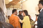 Katrina Kaif at Saraswati pujan at Anurag Basu_s house in goregaon on 10th Feb 2019 (13)_5c612fd576c6a.jpg