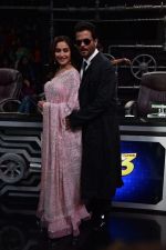Anil Kapoor and Madhuri Dixit on sets of Super Dancer chapter 3 on 11th Feb 2019 (27)_5c6274a37145f.jpg
