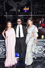 Anil Kapoor, Madhuri Dixit, Shilpa Shetty on sets of Super Dancer chapter 3 on 11th Feb 2019 (25)_5c6274a724501.jpg