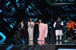Anil Kapoor, Madhuri Dixit, Shilpa Shetty, Anurag Basu, Geeta Kapoor on sets of Super Dancer chapter 3 on 11th Feb 2019 (40)_5c6274e6ba72d.jpg