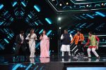 Anil Kapoor, Madhuri Dixit, Shilpa Shetty, Anurag Basu, Geeta Kapoor on sets of Super Dancer chapter 3 on 11th Feb 2019 (41)_5c6274aa83c86.jpg