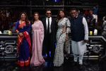 Anil Kapoor, Madhuri Dixit, Shilpa Shetty, Anurag Basu, Geeta Kapoor on sets of Super Dancer chapter 3 on 11th Feb 2019 (44)_5c627459658ea.jpg