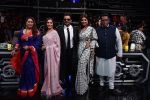 Anil Kapoor, Madhuri Dixit, Shilpa Shetty, Anurag Basu, Geeta Kapoor on sets of Super Dancer chapter 3 on 11th Feb 2019 (46)_5c6274e800530.jpg