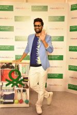 Vicky Kaushal at Store launch of UNITED COLORS OF BENNETTON on 11th Feb 2019 (13)_5c62742b68936.jpg