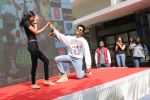 Kartik Aaryan at the launch of new song from the film Luka Chuppi at nm College in Parle on 12th Feb 2019 (14)_5c651daf96fec.JPG