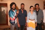 Madhuri Dixit, Anil Kapoor, Riteish Deshmukh, Ajay Devgan at the promotion of film Total Dhamaal in Sun n Sand juhu on 13th Feb 2019 (36)_5c652efb8177c.jpg