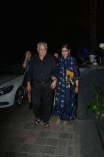 Raveena Tandon with her parents & kids spotted at Hakkasan in bandra on 17th Feb 2019 (11)_5c6a63b629c3b.jpg