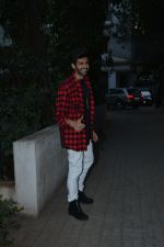 Kartik Aaryan spotted at macdock office for promotion of film Lukka Chuppi on 19th Feb 2019 (23)_5c6d09a780a4a.jpg