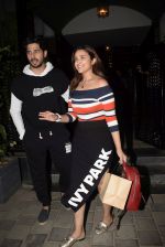 Sidharth Malhotra, Parineeti Chopra spotted at Soho House juhu on 19th Feb 2019 (17)_5c6d0813cdf00.jpg