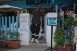 Arjun Rampal & Gabriella spotted spotted at bblunt bandra on 26th Feb 2019 (8)_5c7645b97d315.jpg