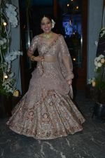 Bipasha Basu spotted at Sucasa bandra on 26th Feb 2019 (14)_5c7645e4be825.jpg