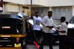 Ranveer Singh spotted at bandra on 25th Feb 2019 (4)_5c763d823a1a5.jpg