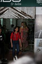 Aditi Rao Hydari spotted at zido bandra on 7th March 2019 (3)_5c821950d1b42.jpg