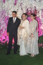 Akshay Kumar  at Akash Ambani & Shloka Mehta wedding in Jio World Centre bkc on 10th March 2019 (170)_5c87671384578.jpg