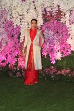 Karisma Kapoor at Akash Ambani & Shloka Mehta wedding in Jio World Centre bkc on 10th March 2019 (146)_5c876ba20d243.jpg