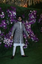 Sidharth Malhotra at Akash Ambani & Shloka Mehta wedding in Jio World Centre bkc on 10th March 2019 (19)_5c876fbf5cb0e.jpg