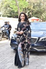 Madhuri Dixit at the Teaser launch of KALANK on 11th March 2019 (23)_5c88aea17b09d.jpg