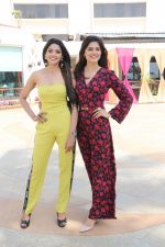 Pooja Sawant, Asha Bhat spotted at Sun n Sand as they promote thier upcoming film Junglee on 11th March 2019 (64)_5c88b945006a2.JPG