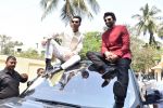 Varun Dhawan, Aditya Roy Kapoor at the Teaser launch of KALANK on 11th March 2019 (18)_5c88adcf79119.jpg