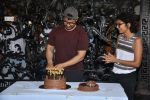 Aamir khan birthday celebration at his house on 14th March 2019 (42)_5c8a0e363436b.jpg