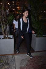 Alia Bhatt spotted at Kitchen Garden juhu on 13th March 2019 (1)_5c8a090da14e1.jpg