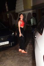 Kiara Advani spotted at dance class in juhu on 17th March 2019 (1)_5c909032af938.jpg