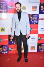 at Zee cine awards red carpet on 19th March 2019 (142)_5c91e82a366c0.jpg