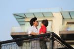 Shahrukh Khan with son Abram waves the fans on Eid at his bandra residence on 5th June 2019 (46)_5cf8b68db819b.jpg