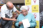 Javed Akhtar At The Launch Of Author Sonal Sonkavde 2nd Book _SO WHAT_ on 10th June 2019 (4)_5d0240284257f.jpg