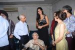 Katrina Kaif meet the families who had experienced partition at Mehboob Studio in bandra on 13th June 2019 (149)_5d034eb8ac858.JPG
