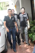 Sanjay Dutt spotted at Anand Pandit_s house in juhu on 15th June 2019 (32)_5d07443e61219.JPG